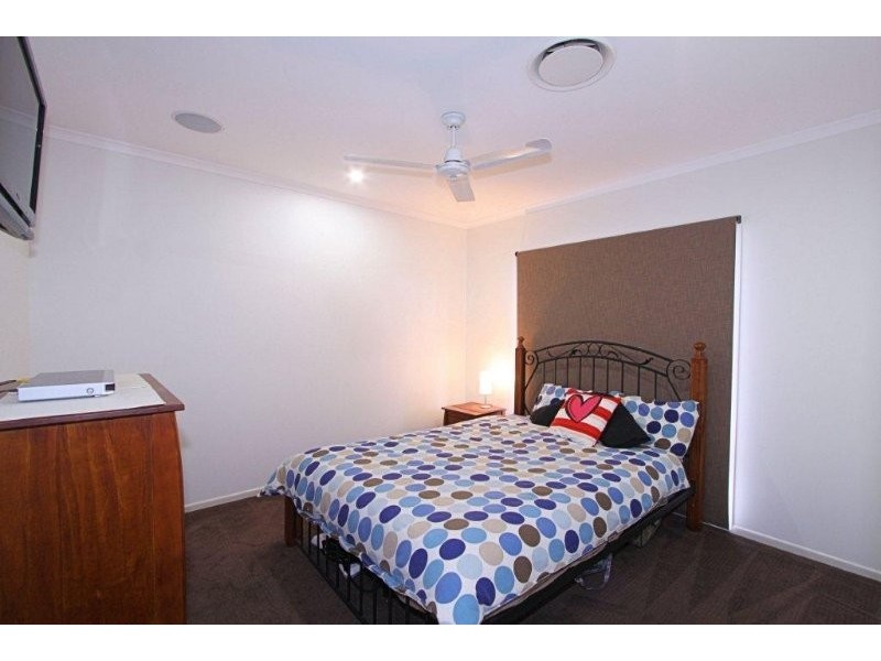 3 Jasmine Court, Kalkie QLD 4670