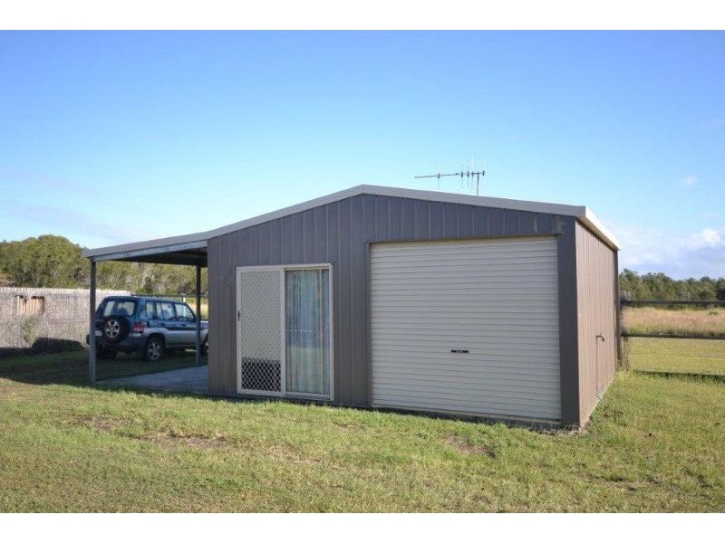 14 Bisdee Street, Coral Cove QLD 4670
