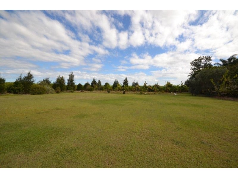 153 Nedwich Road, Alloway QLD 4670