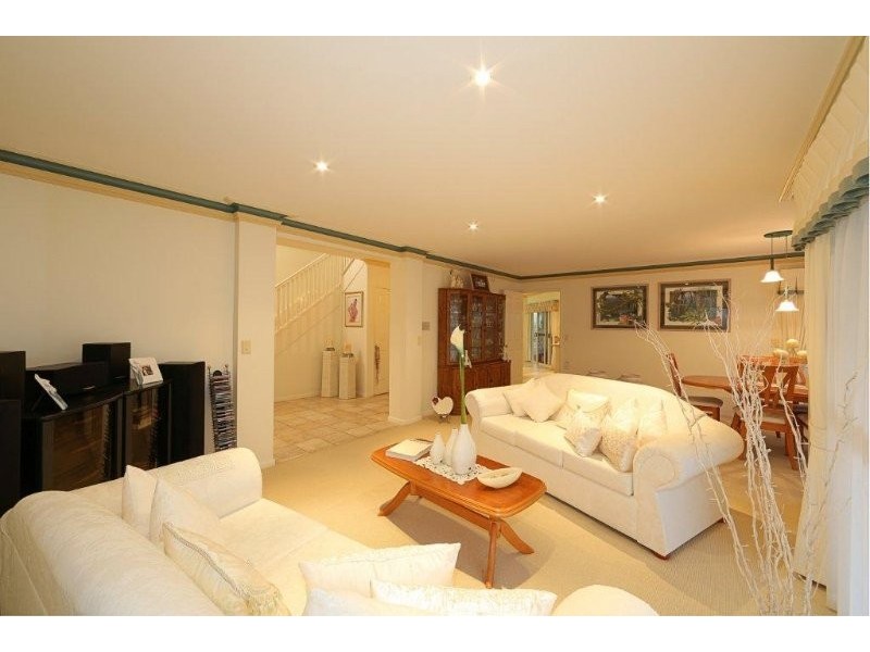 8 Palazzina Court, Avoca QLD 4670