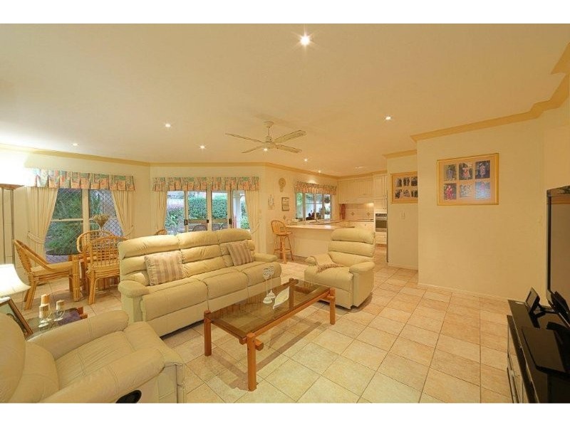 8 Palazzina Court, Avoca QLD 4670