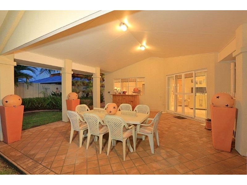 8 Palazzina Court, Avoca QLD 4670