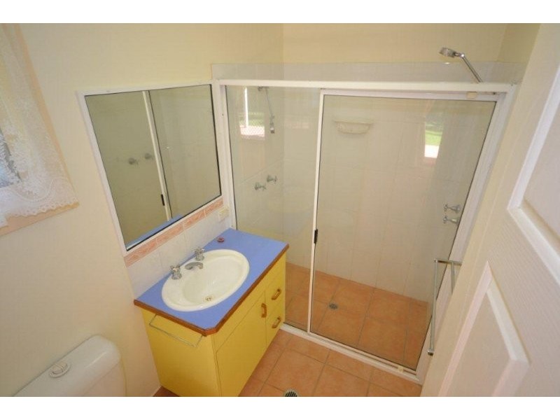 10 Bloomfield Drive, Bundaberg East QLD 4670