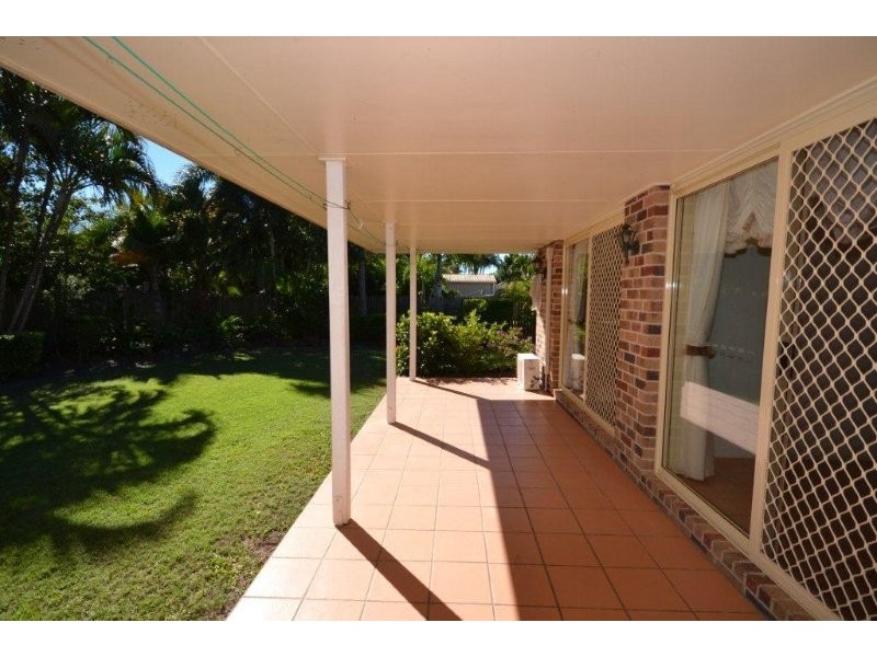 10 Bloomfield Drive, Bundaberg East QLD 4670