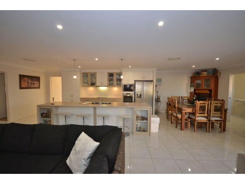 13 Carla Drive, Innes Park QLD 4670