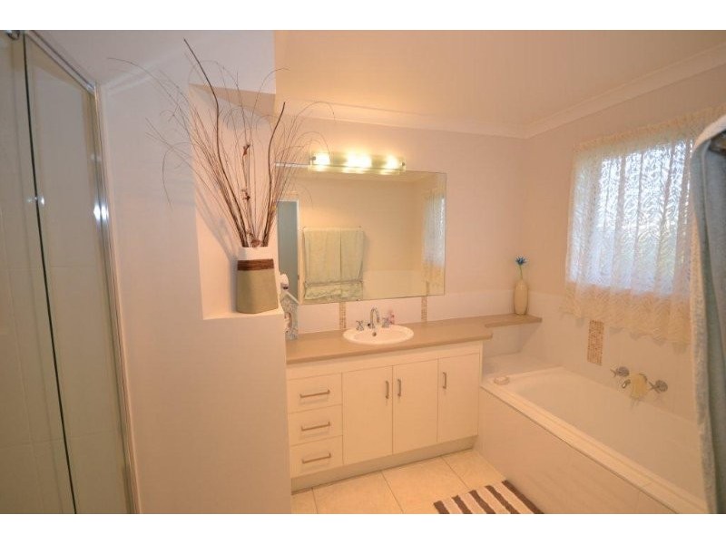 13 Carla Drive, Innes Park QLD 4670