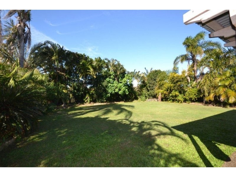 11 Lakeside Close, Bargara QLD 4670