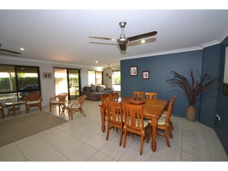 8 Mountney Street, Avoca QLD 4670