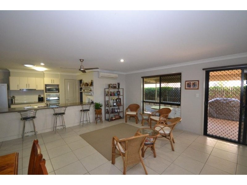 8 Mountney Street, Avoca QLD 4670