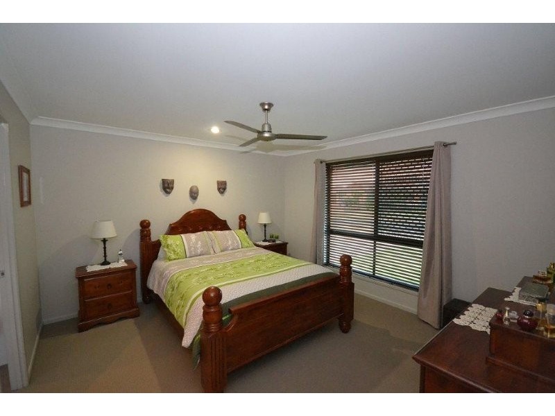 8 Mountney Street, Avoca QLD 4670