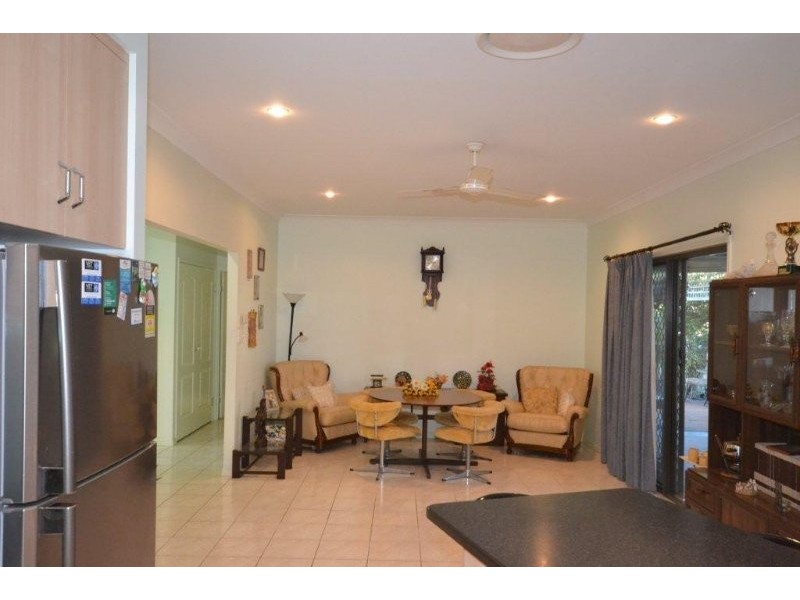 5 Robert John Circuit, Coral Cove QLD 4670