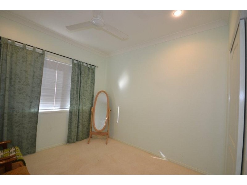 5 Robert John Circuit, Coral Cove QLD 4670