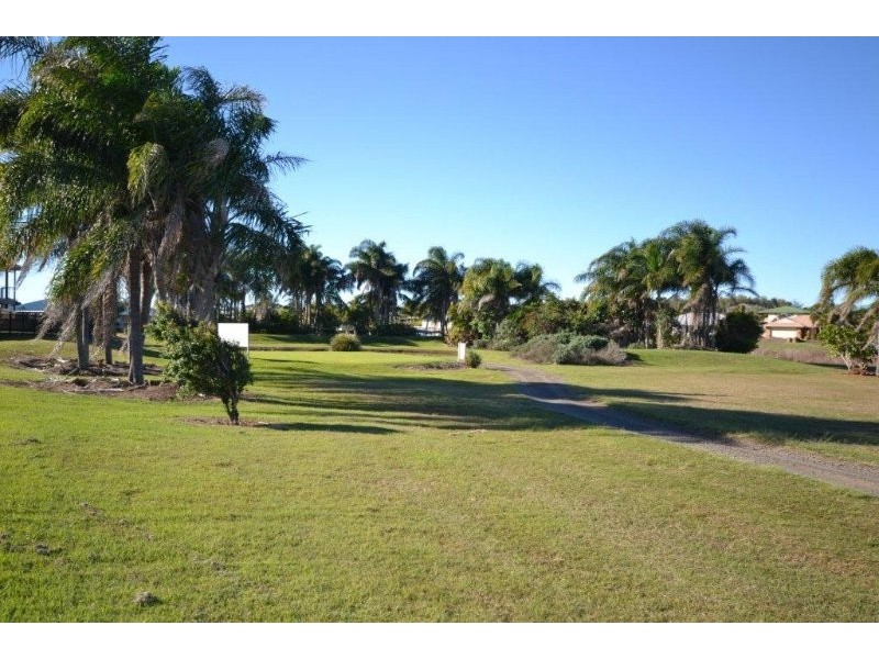 5 Robert John Circuit, Coral Cove QLD 4670