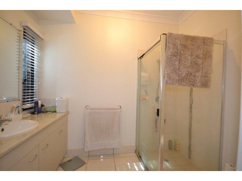 1 Gengers Road, Moore Park Beach QLD 4670