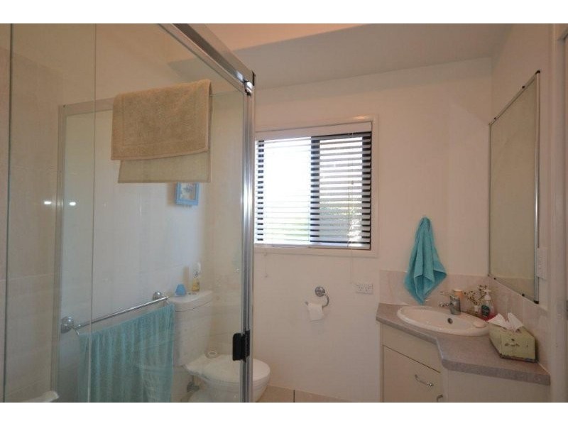 1 Gengers Road, Moore Park Beach QLD 4670