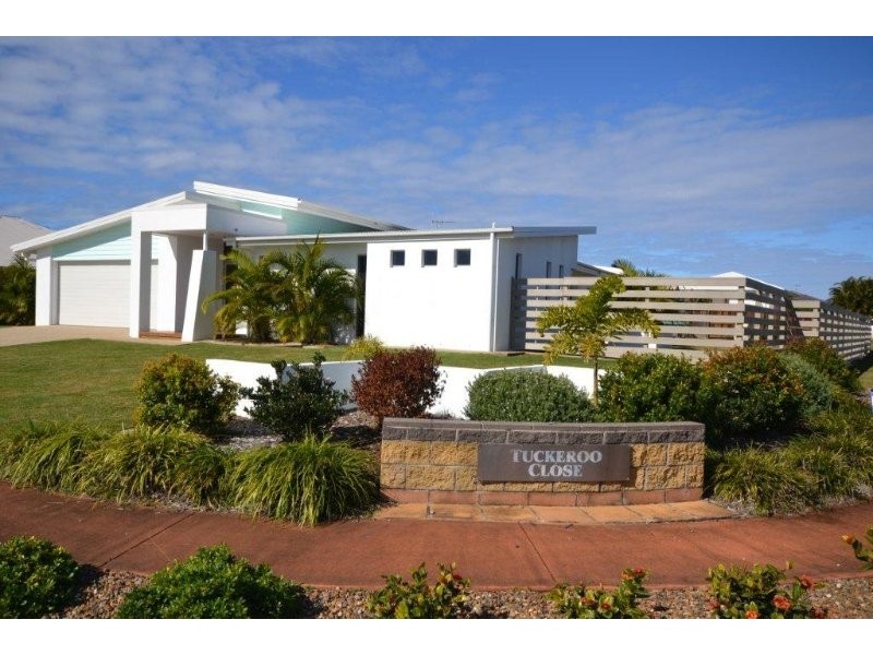 1 Tuckeroo Close, Coral Cove QLD 4670