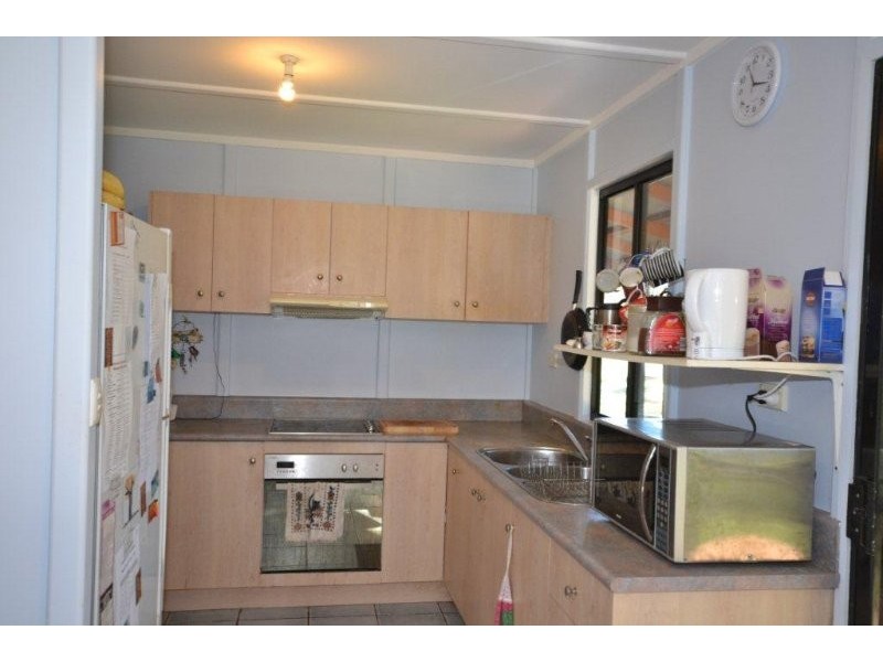 6 Waratah Court, Bucca QLD 4670