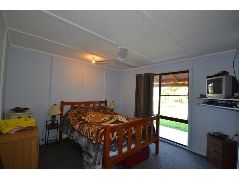 6 Waratah Court, Bucca QLD 4670