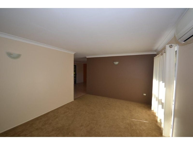 6 Faithfull Crescent, Avenell Heights QLD 4670