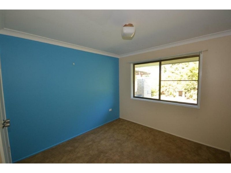 6 Faithfull Crescent, Avenell Heights QLD 4670