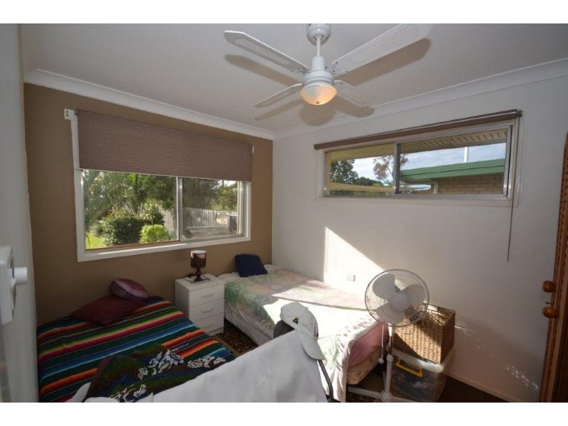 48 Thabeban Street, Avenell Heights QLD 4670