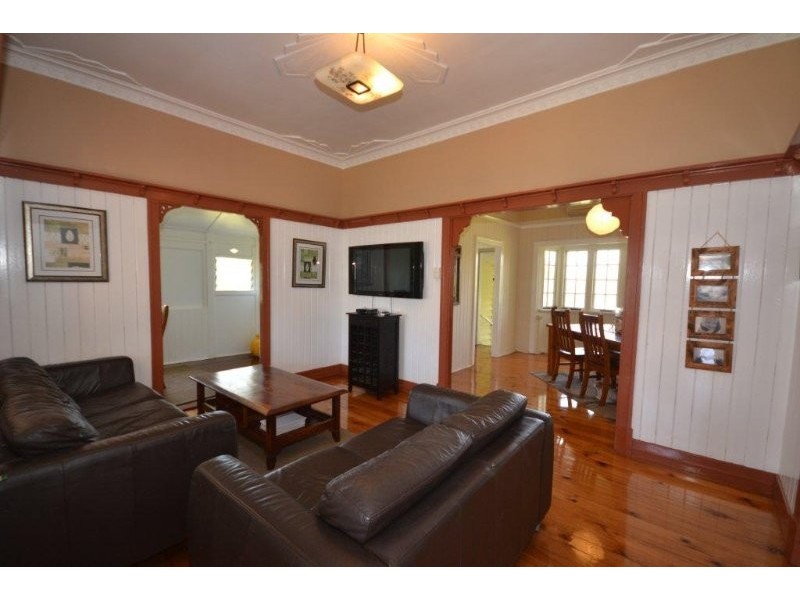 10 Goodwin Street, Bundaberg South QLD 4670