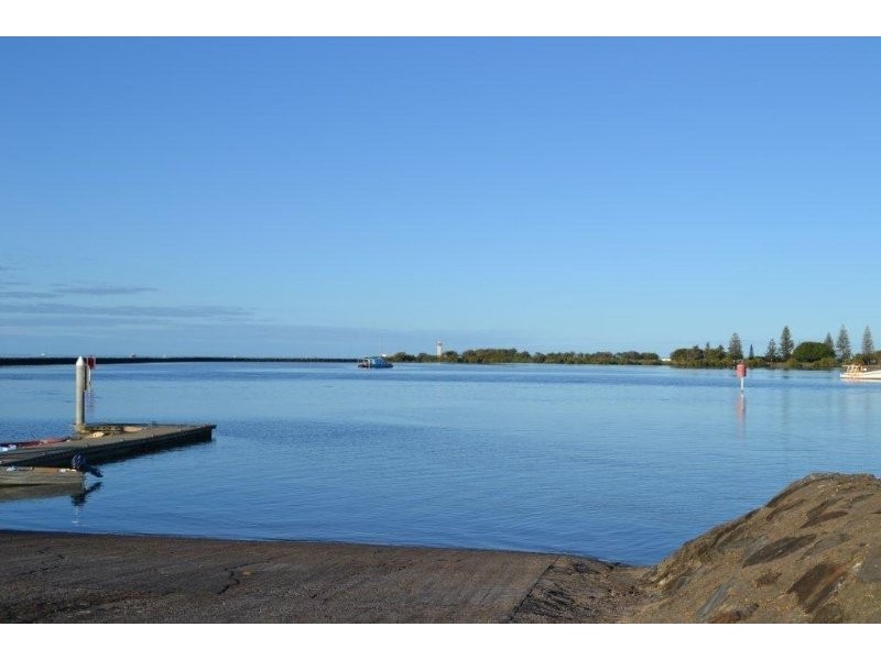 79 Shelley Street, Burnett Heads QLD 4670