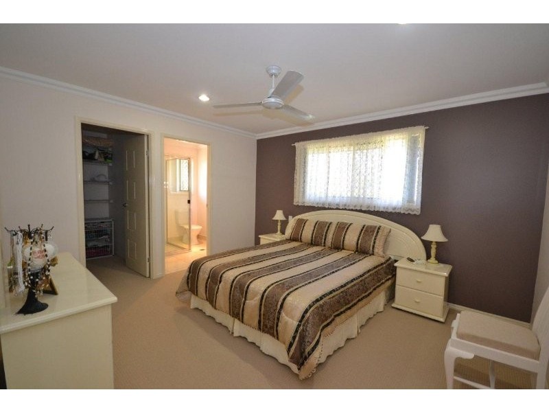 8 Green Avenue, Branyan QLD 4670