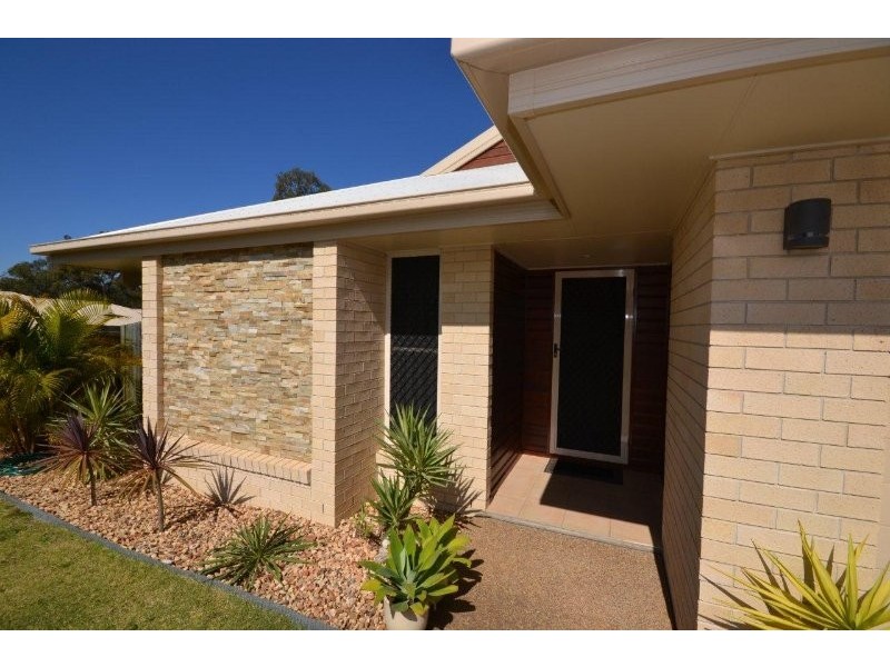 8 Green Avenue, Branyan QLD 4670