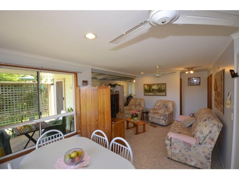 3 Seabreeze Street, Bargara QLD 4670