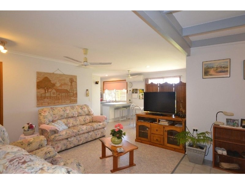 3 Seabreeze Street, Bargara QLD 4670