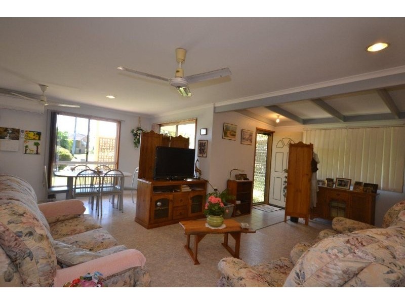 3 Seabreeze Street, Bargara QLD 4670