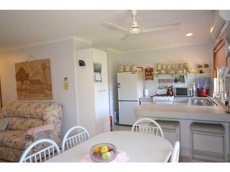 3 Seabreeze Street, Bargara QLD 4670