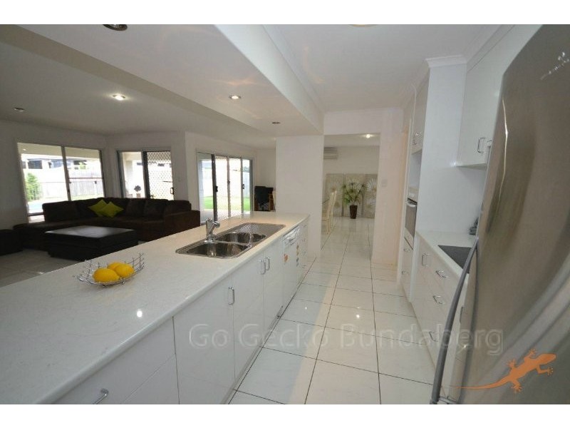 37 Bisdee Street, Coral Cove QLD 4670