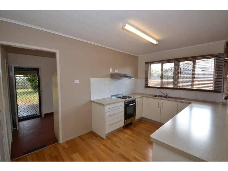 19 Schmidt Street, Kepnock QLD 4670