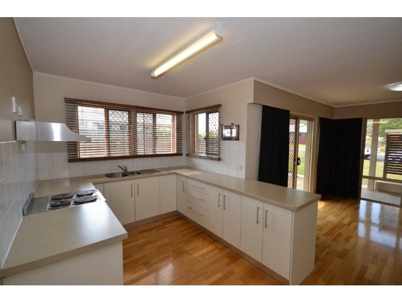 19 Schmidt Street, Kepnock QLD 4670