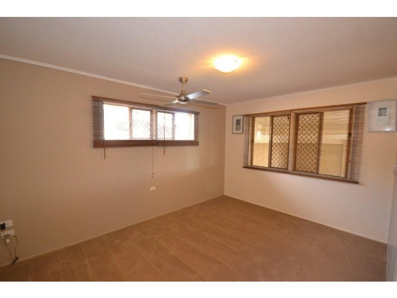 19 Schmidt Street, Kepnock QLD 4670