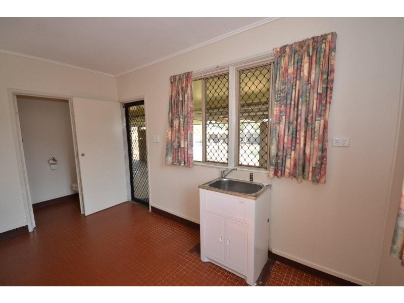 19 Schmidt Street, Kepnock QLD 4670