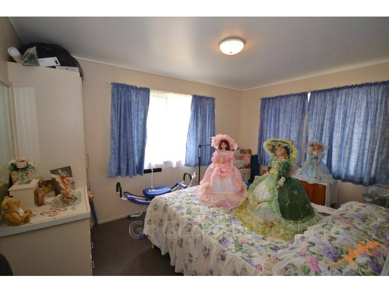 8 Logan Street, Norville QLD 4670