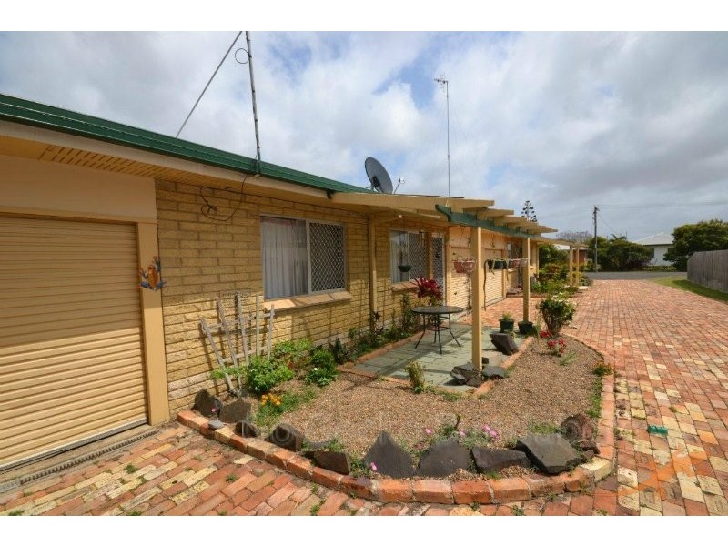 8 Logan Street, Norville QLD 4670