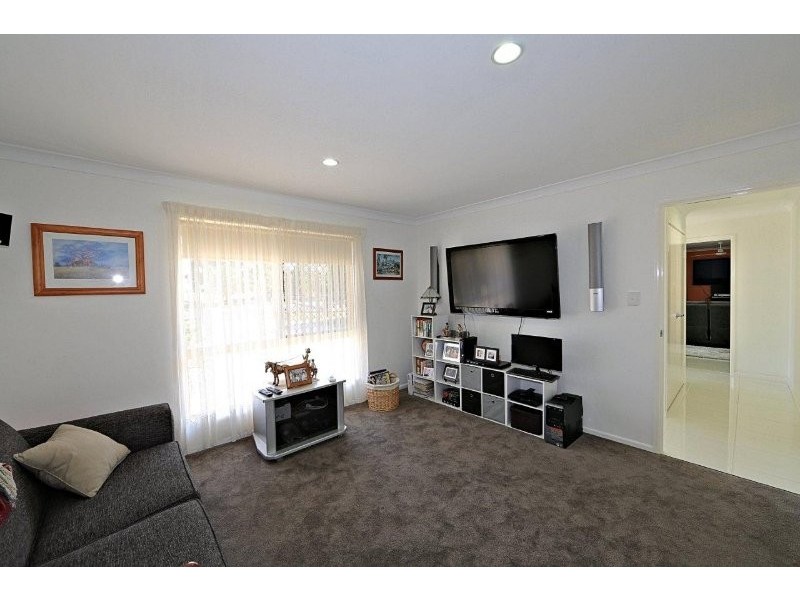 9 Schirmers Court, Moore Park Beach QLD 4670
