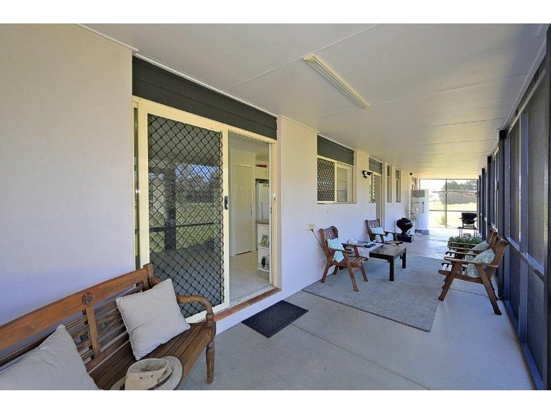 9 Schirmers Court, Moore Park Beach QLD 4670