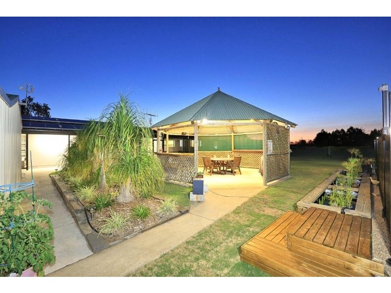 9 Schirmers Court, Moore Park Beach QLD 4670