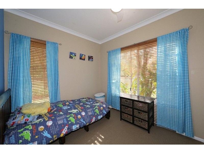 6 Currawong Road, Gooburrum QLD 4670