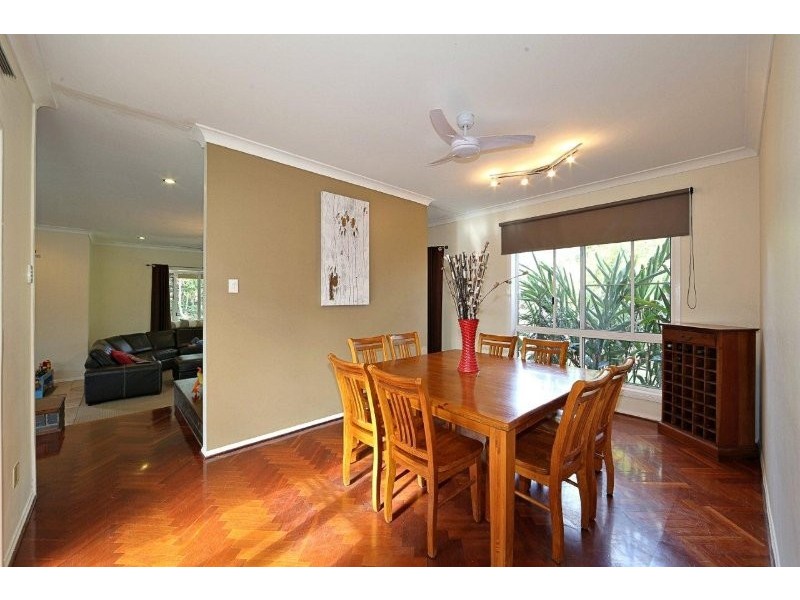 6 Currawong Road, Gooburrum QLD 4670