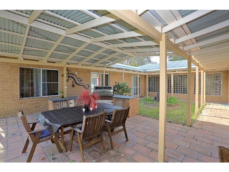 6 Currawong Road, Gooburrum QLD 4670