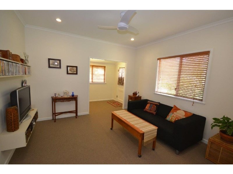 27 Brand Street, Norville QLD 4670