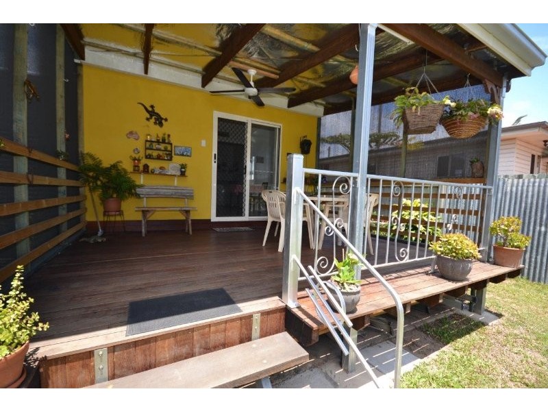 27 Brand Street, Norville QLD 4670