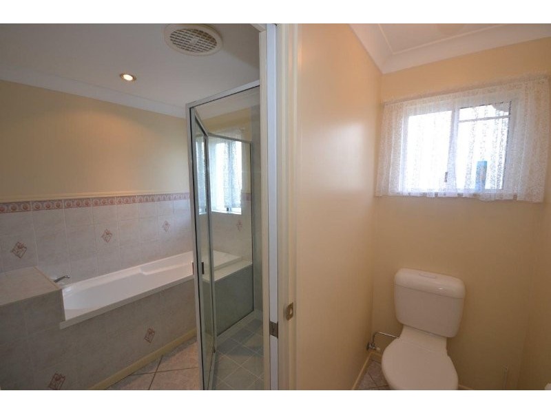 14 Polo Place, Branyan QLD 4670