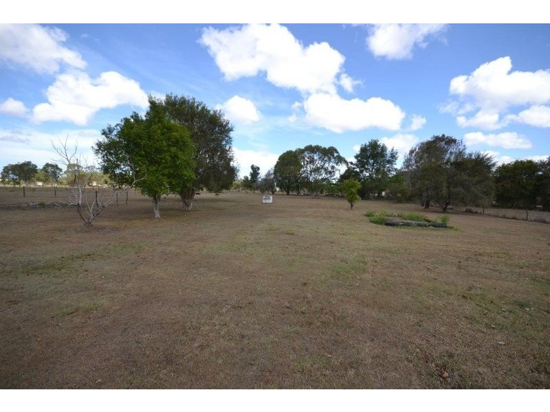 14 Polo Place, Branyan QLD 4670